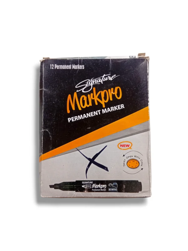 Signature Markpro Permanent Marker Front View
