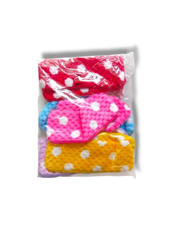 Leather Pouch 17170 interior compartments for essentials