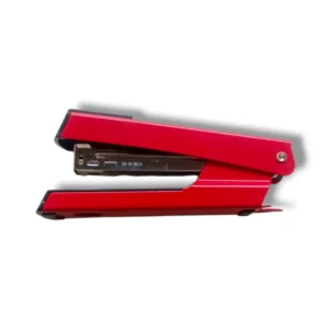 Opal Staples HD-30 in use with office stapler