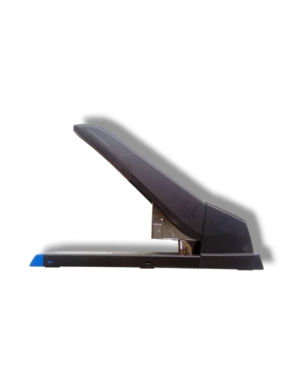 HS-2100 stapling multiple sheets effortlessly